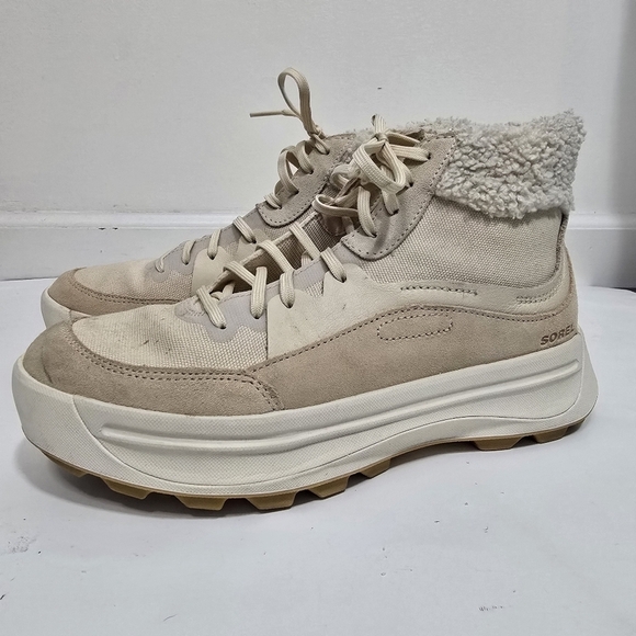 Sorel Out N About 503 Cozy Boots in cream - Picture 6 of 12